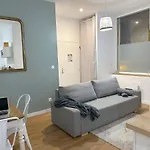 Апартаменты Reyloft • Situe Au Coeur De & Wifi Fibre Дуэ